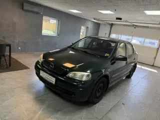 Opel Astra 1,6 Family 75HK 5d