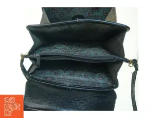 Brugt sort lædertaske fra Okay Soo (str. 20 x 17 cm)