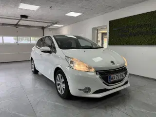 Peugeot 208 1,2 VTi Active Navi 82HK 5d
