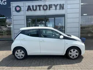 Toyota Aygo 1,0 VVT-i x-cite