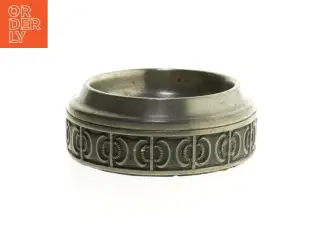 Metal askebæger