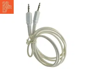 Hvid audiokabel med 3,5 mm stik