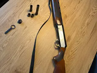 Franchi model 48 12/70 halvautomat 