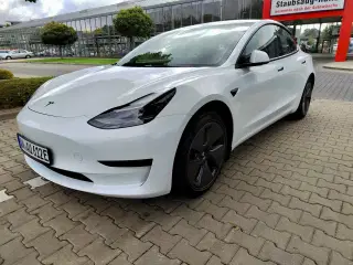 Tesla Model 3 SR+ 2022 med træk