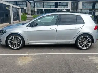 18” fælge med sommerdæk – 235/40 R18 – klar til br