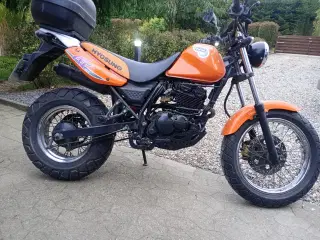 Hyosung Karion RT 125