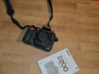 Nikon D200 m batteri og manual - defekt 