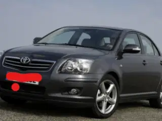 Købes Toyota Avensis Benzin 2004-