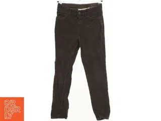 Brune fløjsbukser fra H&M (str. 134)