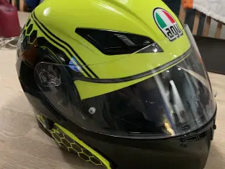 Agv styrthjelm s brugt 5 gange er som ny