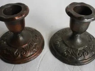 2 lysestager af bronze