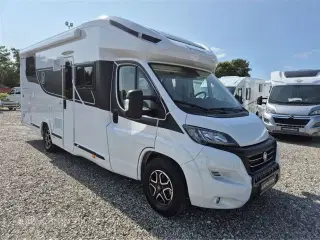 2024 - Benimar Mileo 268   NK Pakke. Automatgear. solceller. markise. 200 Ah Lithium Batteri. 2000w inverter. Maxfann. kun 16,000 km. den har fået en omgang ceramic coating så den er nem at holde.