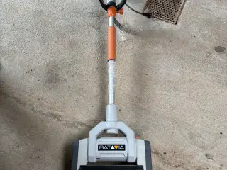 MAXXBRUSH 230 VOLT FLISERENSER/ TERRASSERENSER