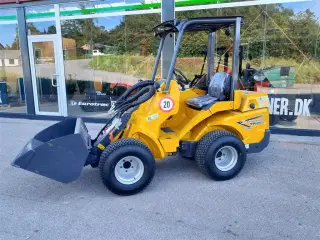 Eurotrac W11 TELESKOP