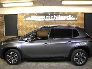 Peugeot 2008 1,2 e-THP 110 Allure Sky