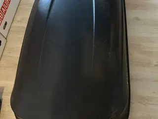 Thule Pacific 200 tagboks i sort sælges