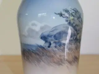 Vase med landskab fra Royal Copenhagen