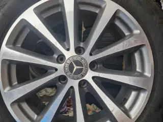 Mercedes org.alufælge med vinterdæk 