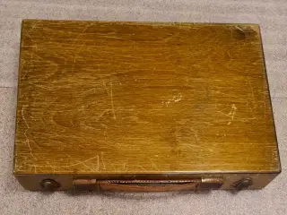 Stelling retro træ æske