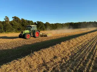 Vårbyg og hvedehalm i bigballer