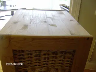 Kommode m/ kurveskuffer 