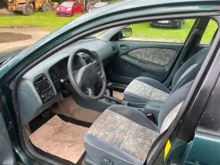 Toyota Avensis 1,8 Terra aut.