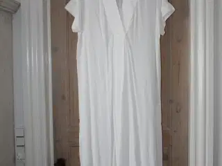 H&M Kjole bryst 110 cm
