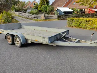 Brenderup 2500kg multi/maskintrailer med tip