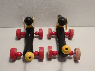 2 stk sorte Brio gravhunde. Længde 18cm