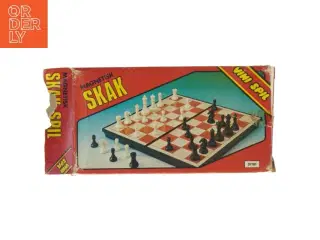 Magnetskakspil (str. 20 x 11 cm)