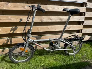 2 DAHON Foldecykler med tasker