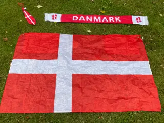 Flag, banner og slips med Dannebrog 