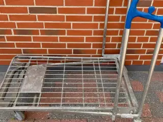 Solide og kraftige flyttevogne