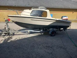Fiske båd