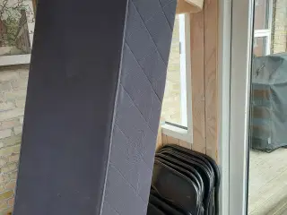 Boksmadras med meder.