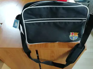 taske med skulderrem, FC Barcelona