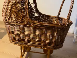 Dukkevogn i pileflet