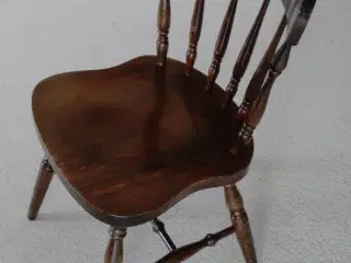 Retro køkkenstol i træ sælges