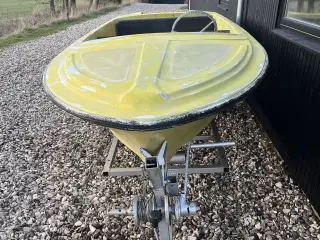 Lille båd med trailer