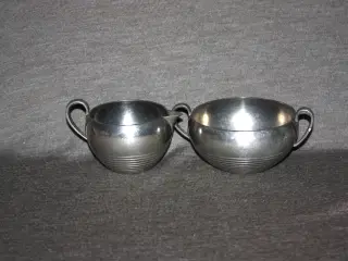 Just Andersen sukkerskål samt flødekande af tin