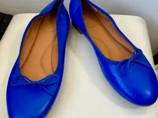 Billi Bi, blå ballerinasko, str 42