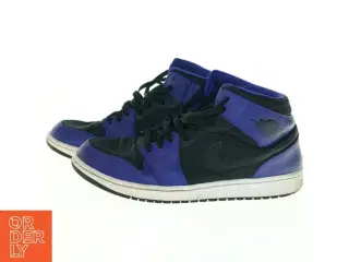 Brugte blå og sorte sneakers fra Nike (str. 47)