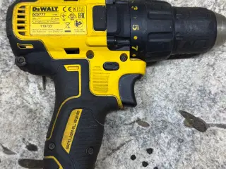 DeWalt DCD 777 med 3,0 slimline batteri. 