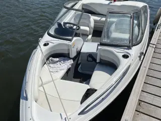 Speedbåd