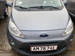 Ford ka titanium 