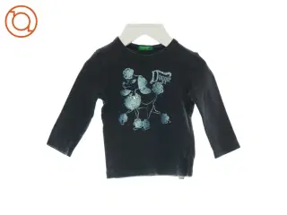 Langærmet bluse fra Benetton (str. 74)