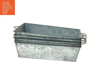 Galvaniseret bakke med håndtag fra Kriton (str. 31x17, 5 styk cm)