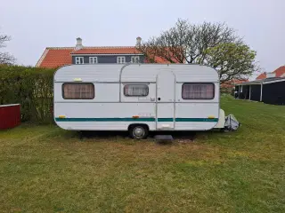 Retro Campingvogn fra 1976 m. Fortelt