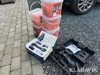 Fliselægger Tilefix Og Grabo