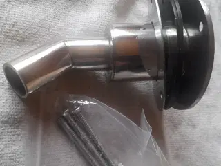 Skroggennemføring 22--24 mm